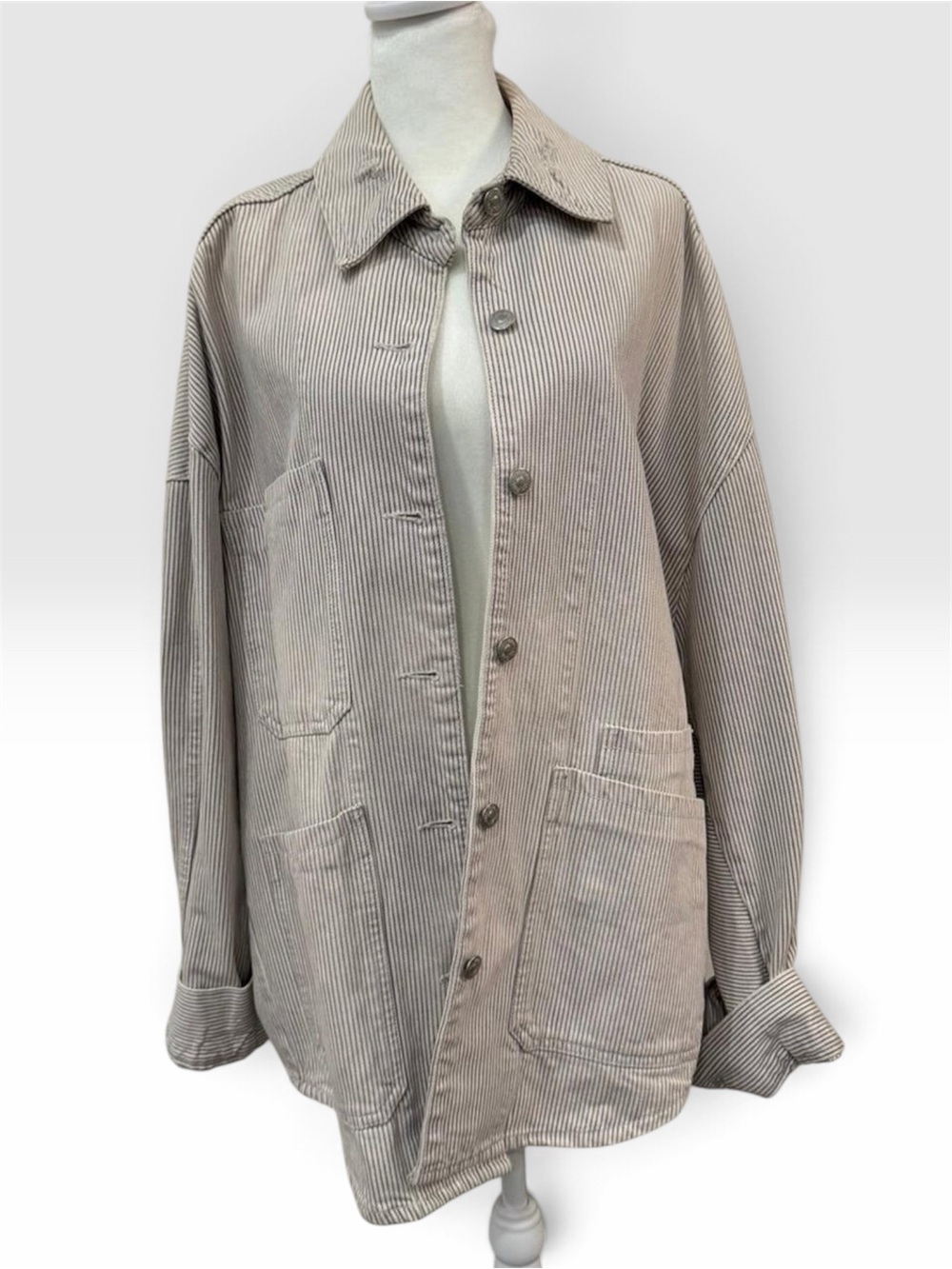 Zara Women's Distressed Corduroy utility “shacket” jacket / long sleeve top.